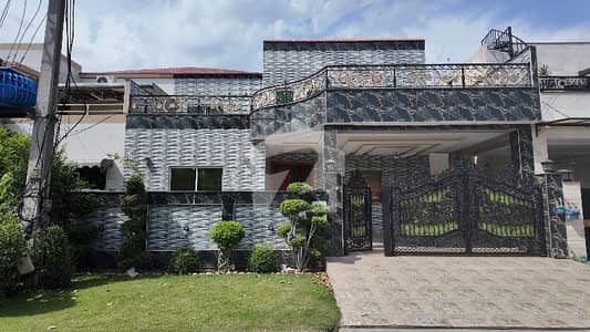 Fully Renovated House For Sale In Sector-B, Askari-10 Fully Renovated House For Sale In Sector-B, Askari-10