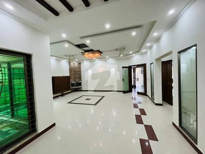 Elegant 1 Kanal Slightly Used House For Rent In DHA Phase 5 Elegant 1 Kanal Slightly Used House For Rent In DHA Phase 5