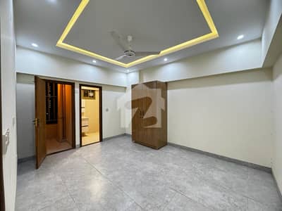 Aman Golf View Brand New (2 Bedrooms And Lounge) Area : 2250 SQFT Available For Rent