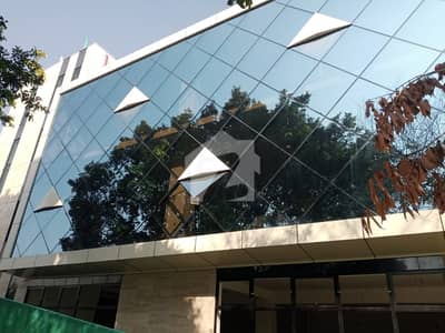 جی ۔ 8 اسلام آباد میں 3 کنال Studio عمارت 36.0 لاکھ میں کرایہ پر دستیاب ہے۔