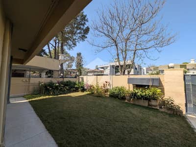 Beautiful Fully Renovated House Ready to Move In