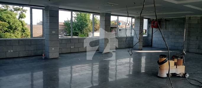 جی ۔ 8 اسلام آباد میں 1 کنال Studio عمارت 13.0 لاکھ میں کرایہ پر دستیاب ہے۔
