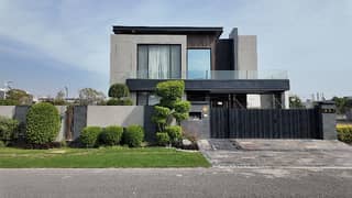 House For Sale In Rs. 250000000