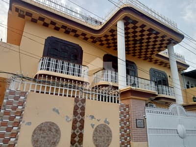 علامہ اقبال ٹاؤن رحیم یار خان میں 5 کمروں کا 10 مرلہ مکان 2.5 کروڑ میں برائے فروخت۔