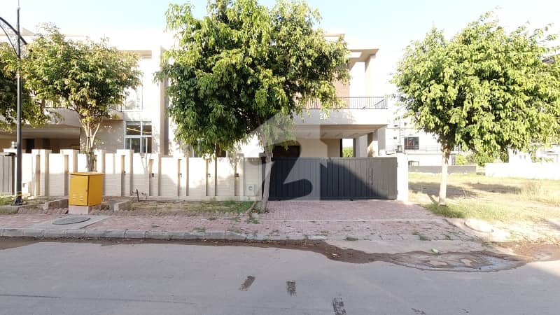 Designer A Grade 10 Marla House Designer A Grade 10 Marla House