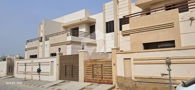 House For sale In Beautiful Karachi Motorway