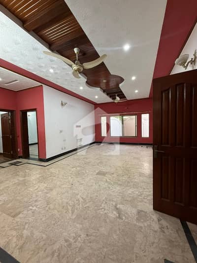 Banigala 15 Marla Ground Portion Available For Rent With Gas