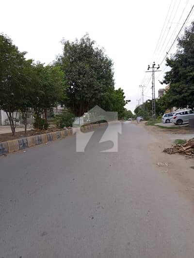 گلستانِِ جوہر ۔ بلاک 7 گلستانِ جوہر,کراچی میں 16 مرلہ کمرشل پلاٹ 16.5 کروڑ میں برائے فروخت۔ گلستانِِ جوہر ۔ بلاک 7 گلستانِ جوہر,کراچی میں 16 مرلہ کمرشل پلاٹ 16.5 کروڑ میں برائے فروخت۔