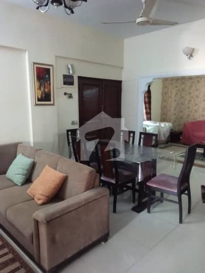 Block J 2nd Floor Portion 3 Bed Rooms Attached Bath Drawing Lounge, Corner Location Be side With Market Area, Neat and Clean Sub-leased Documents