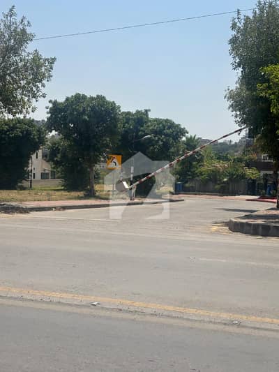 Plot For Sale In Bahria Town Phase 8 Block G