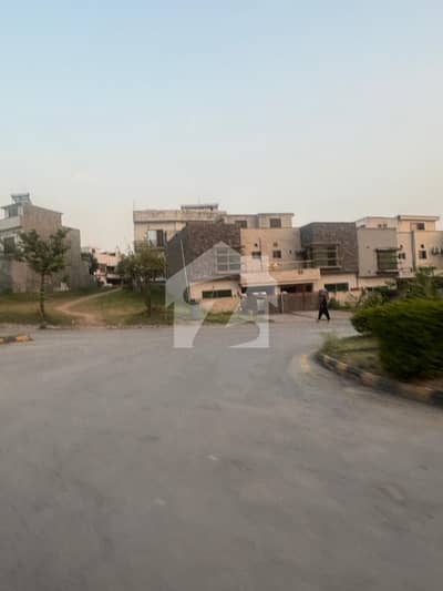 بحریہ گرینز۔ اوورسیز انکلیو - سیکٹر 3 بحریہ گرینز۔ اوورسیز انکلیو,بحریہ ٹاؤن فیز 8,بحریہ ٹاؤن راولپنڈی,راولپنڈی میں 2 کنال رہائشی پلاٹ 6.25 کروڑ میں برائے فروخت۔ بحریہ گرینز۔ اوورسیز انکلیو - سیکٹر 3 بحریہ گرینز۔ اوورسیز انکلیو,بحریہ ٹاؤن فیز 8,بحریہ ٹاؤن راولپنڈی,راولپنڈی میں 2 کنال رہائشی پلاٹ 6.25 کروڑ میں برائے فروخت۔