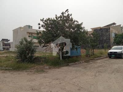 10 Marla Residential Plot For Sale | Bahria Town Phase 2 | Prime Location