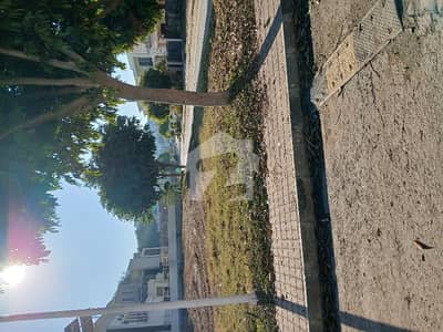 1 Kanal Corner Plot With 4 Marla Extra Land Paid For Sale