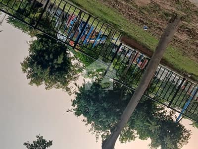 23 Marla Level Plot on ideal Location For Sale