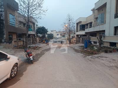 Bahria Town 7 Marla Plot For Sale