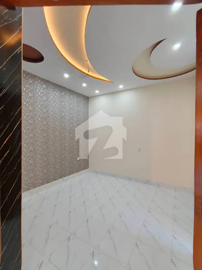 Kda Officers Society National Stadium 240 Yard Ground Floor Portion 3 Bed Rooms Drawing Lounge Kitchen Reasonable Rent