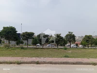 بحریہ گرینز۔ اوورسیز انکلیو - سیکٹر 5 بحریہ گرینز۔ اوورسیز انکلیو,بحریہ ٹاؤن فیز 8,بحریہ ٹاؤن راولپنڈی,راولپنڈی میں 5 مرلہ رہائشی پلاٹ 83.0 لاکھ میں برائے فروخت۔