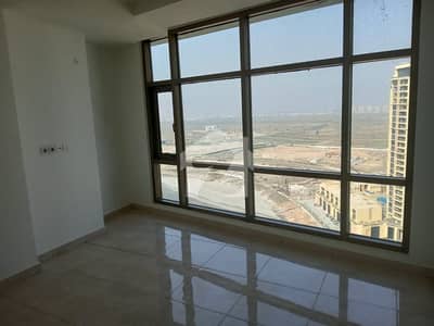 EMAAR OCEANFRONT! 3BED APARTMENT FOR RENT IN PEARL TOWER 01 ! MIDDLE FLOOR ! PARTAIL SEA-FACING .