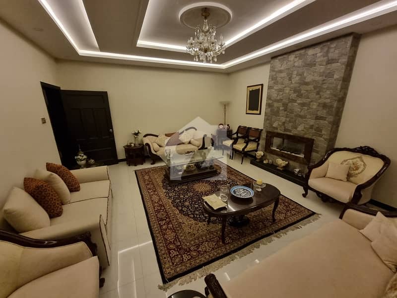 F-8 House Available For Sale , Size 50*90 5 Bed. On Beautiful Location. F-8 House Available For Sale , Size 50*90 5 Bed. On Beautiful Location.