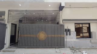 Prime Location House Sized 5 Marla Available In Yousaf Colony