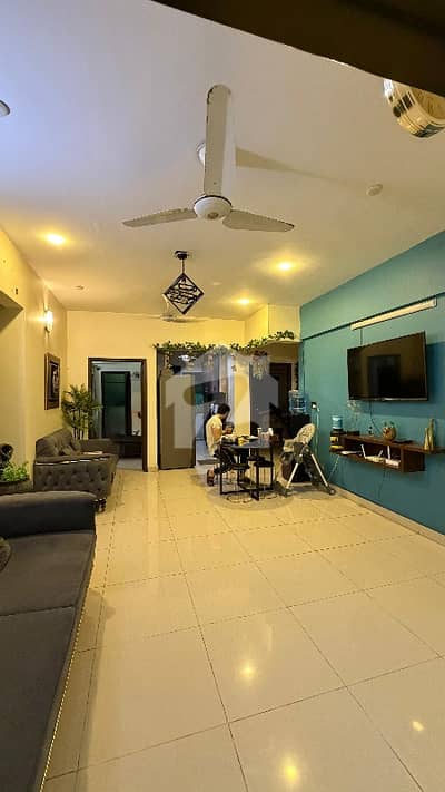 Good 900 Square Feet Flat For rent In DHA Phase 6