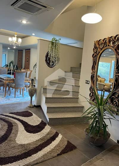Silver oaks F-10 4 bedroom douplex Full Renovated Apartment Available for Rent beautiful Location