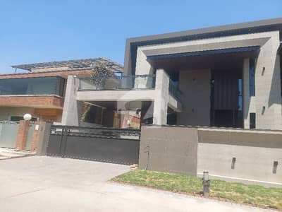 F11 Brand New House Triple Storey Huge Extra Land For Sale F11 Brand New House Triple Storey Huge Extra Land For Sale