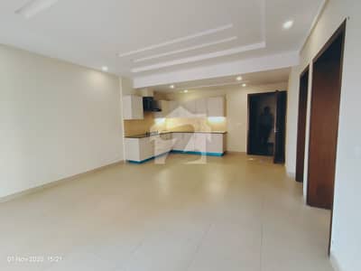 Cube Apartment One Bedroom Park face First Floor with Parking