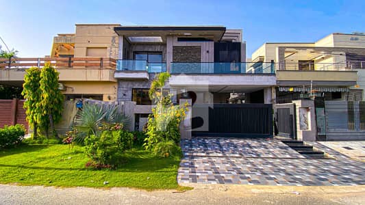 DOUBLE UNIT 10 MARLA ELEGANT AND FULLY MAINTAINED SUPER HOT LOCATED BUNGALOW IS AVAILABLE IN THE BEST BLOCK OF DHA LAHORE. DOUBLE UNIT 10 MARLA ELEGANT AND FULLY MAINTAINED SUPER HOT LOCATED BUNGALOW IS AVAILABLE IN THE BEST BLOCK OF DHA LAHORE.