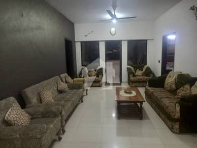 فیڈرل بی ایریا کراچی میں 4 کمروں کا 11 مرلہ فلیٹ 3.0 کروڑ میں برائے فروخت۔