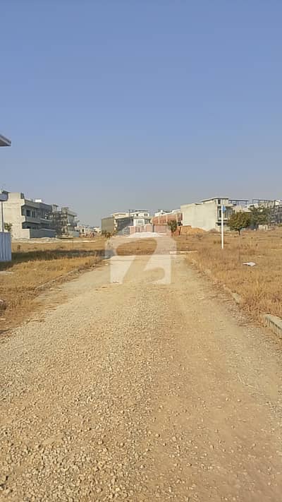 T Block 7m Develop Possision Plot Available For Sale