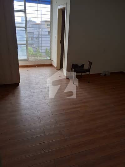 5 Marla VIP First Floor Flat For Rent In Architect Society Near Ucp Shaukat Khanum