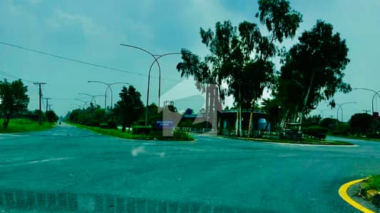 چنار باغ لاہور میں 5 مرلہ رہائشی پلاٹ 38.0 لاکھ میں برائے فروخت۔