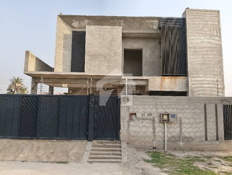 1 kanal Gray Structure House for sale in DHA Multan sector M 669 1 kanal Gray Structure House for sale in DHA Multan sector M 669