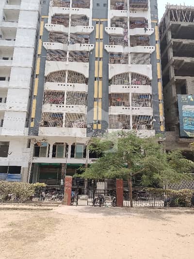 A 750 Square Feet Flat Has Landed On Market In Gulistan-e-Jauhar - Block 12 Of Karachi