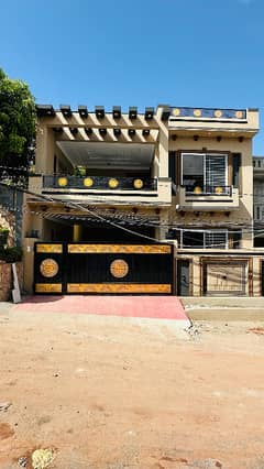 10 Marla Double Storey Double Unit Brand New House Available For Sale.