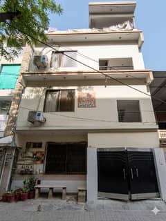 Modern G+3 House For Rent Perfect