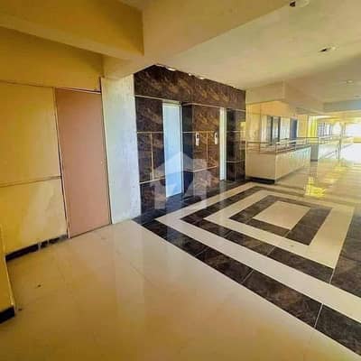 FLAT AVAILABLE FOR SALE FLAT AVAILABLE FOR SALE