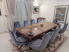 ڈی ایچ اے فیز 8 ڈی ایچ اے ڈیفینس,کراچی میں 6 کمروں کا 1 کنال مکان 18.5 کروڑ میں برائے فروخت۔