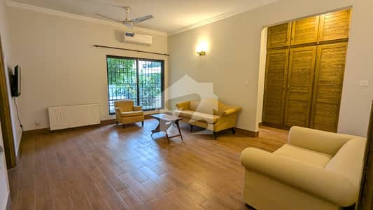 FOR RENT Renovated Annex 4-Beds Available F_7/3