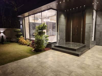 1 Kanal Luxury Modern House Available for Sale in DHA Phase 6