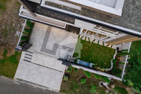 1 KANAL FULLY FURNISHED WITH FULL BASEMENT LOCATED IN DHA PHASE 6