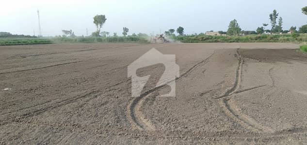 Prime Location 4 Kanal Farm House Land In Lahore Is Available For Sale