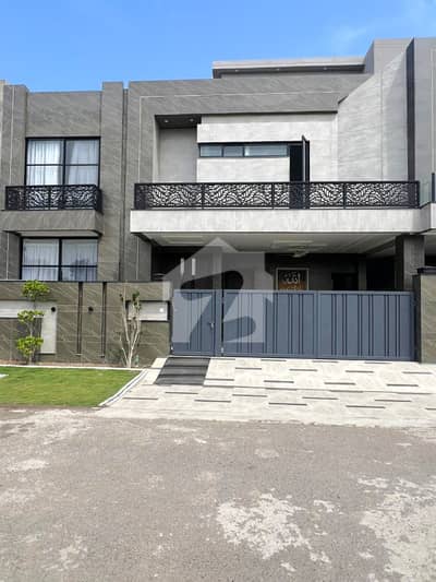 10 Marla Brand New Luxury House For Sale In Bankers Avenue Cooperative Housing Society