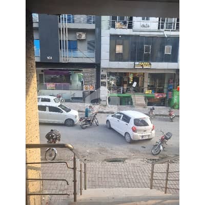 Bahria Ground Floor 252sqft Shop For Sale. Hub Commercial Safari Valley Bahria Phase 8 Rawalpindi. Already Rented out at Rs 30000/m