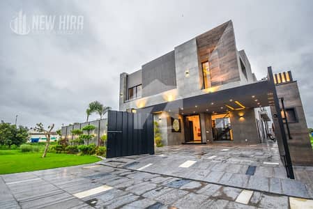 Double Unit House for Sale | 6 Bedrooms Luxury Family Home with Spacious Living Areas & Modern Design