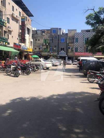 جی ۔ 9 مرکز جی ۔ 9,اسلام آباد میں 1 مرلہ Studio دکان 4.15 کروڑ میں برائے فروخت۔