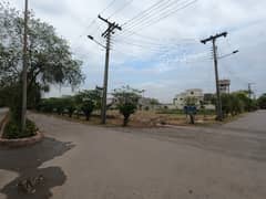 A Residential Plot Of 3 kanal 17 Marla Kanal Green Forts 2 -