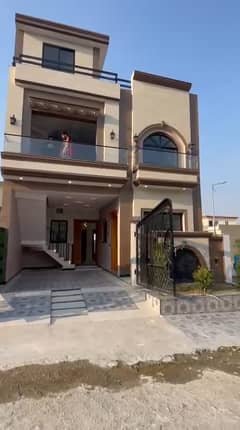 5 Marla ( 25*50 In Executive Block ) Brand New House. 5 Marla ( 25*50 In Executive Block ) Brand New House.