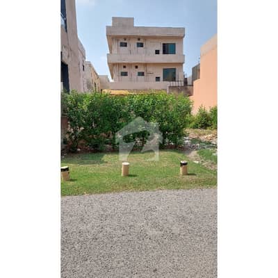 9 Marla Plot Available For Sale 9 Marla Plot Available For Sale